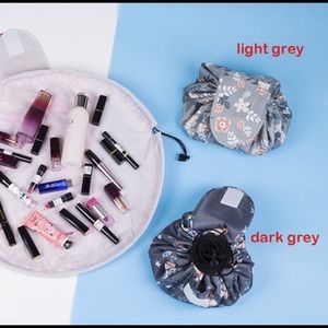 ✔️very large capacity travel bag